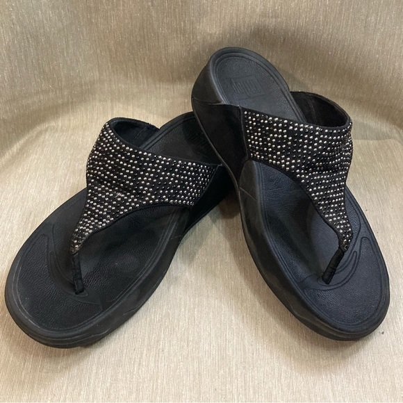 FITFLOP Sz 9 Flare Front Post Thong Rounded Studs Comfort Sole Sandals - Picture 2 of 11